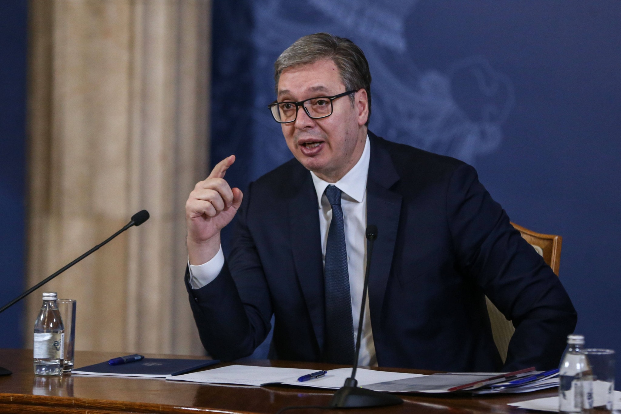 Sırbistan'da Vucic seçim yenilgisini kabul etti: Kaybettik