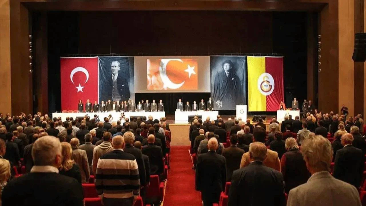 Galatasaray'da divan kurulu toplanıyor