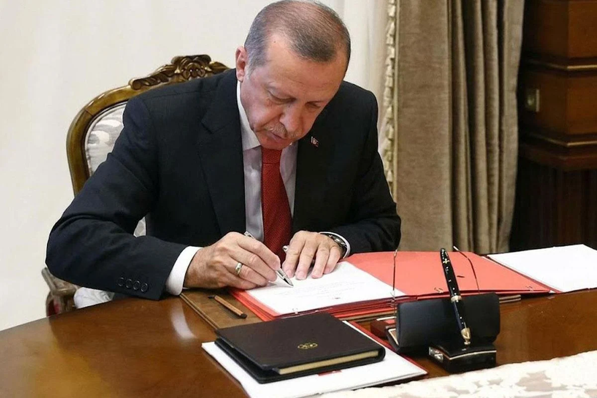 Cumhurbaşkanı Erdoğan'dan çok sayıda atama ve görevden alma kararı