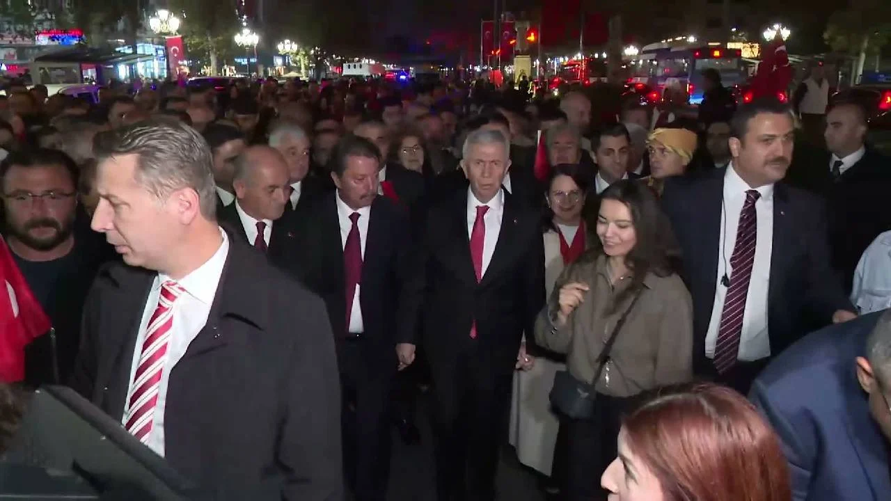 Mansur Yavaş'tan Murat Kurum ziyareti açıklaması: "Suimisaller, misal olmaz"