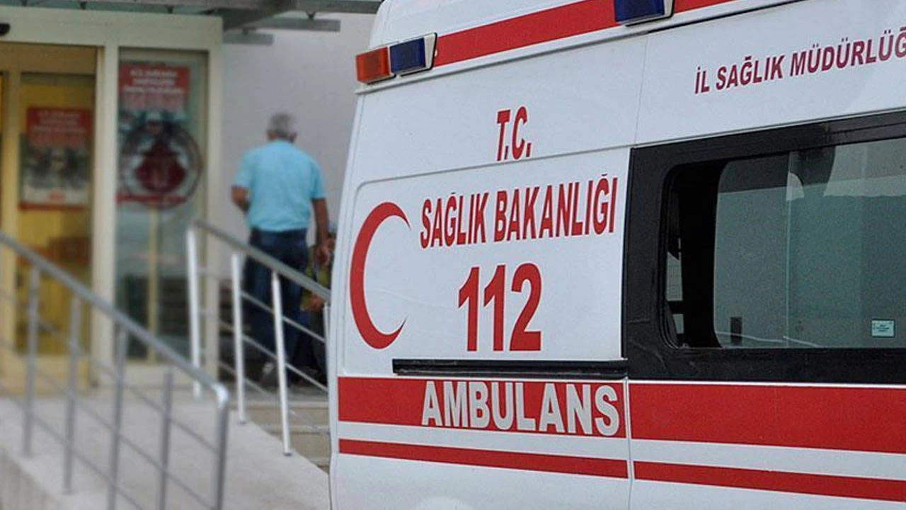 Maraş'ta iki okulda kötü koku paniği: 20 öğrenci hastaneye kaldırıldı, eğitime ara verildi