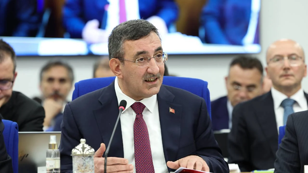 Cevdet Yılmaz'dan Komisyon'da fon soruşturması açıklaması: "Meşru yatırımcıyla manipülatörü birbirinden ayıralım"