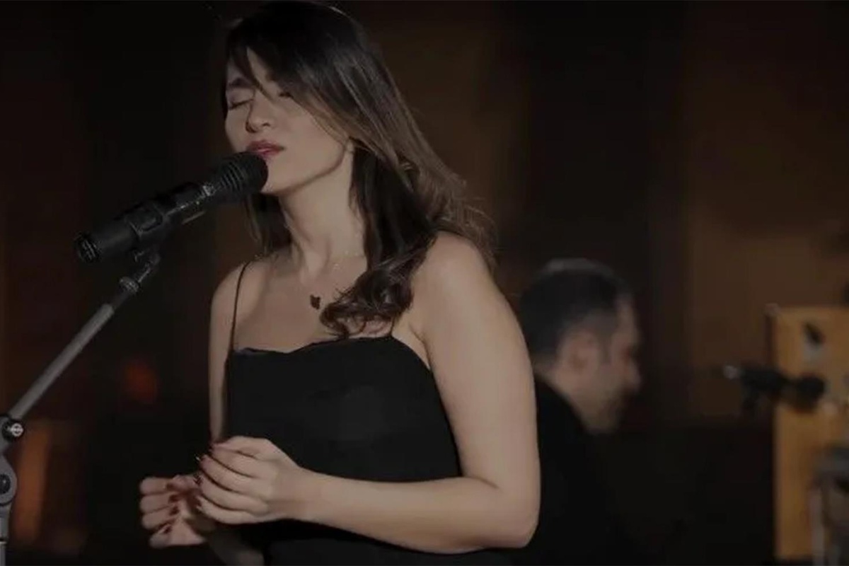 Başörtüsüz konser vermişti! İranlı şarkıcıya verilen 74 kırbaç cezası onandı