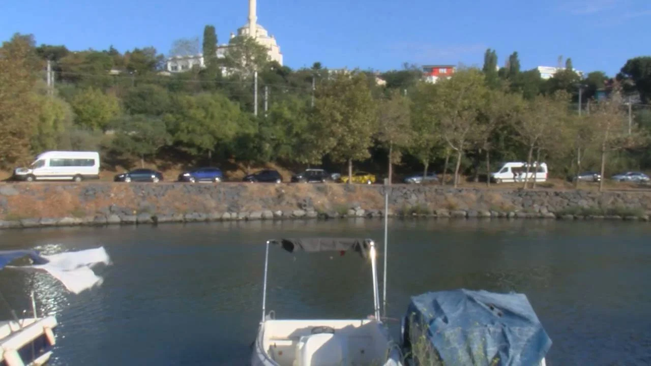 Menekşe deresinde erkek cesedi bulundu