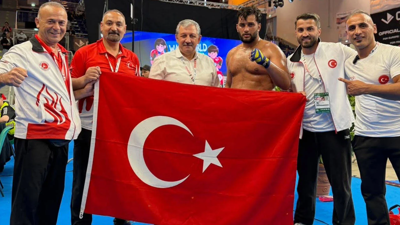 Milli kick boksçulardan Dünya Şampiyonası’nda 5 altın madalya