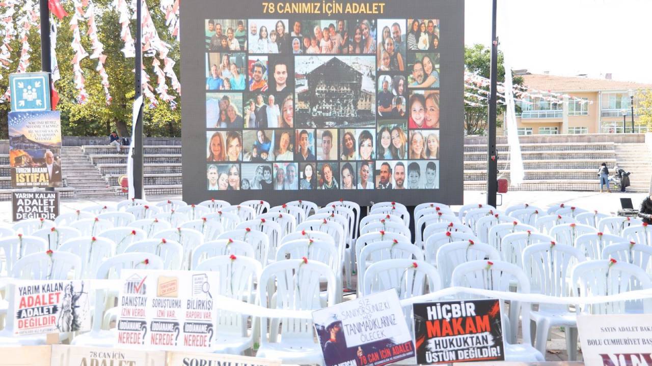 TBB Başkanı Sağkan 78 Can İçin Adalet Nöbeti'ne katıldı: "Tüm sorumluların eksiksiz olarak cezalandırılması gerekiyor"