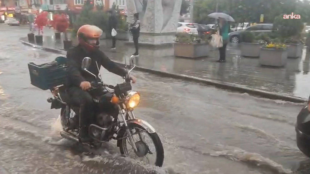 Isparta’da kuvvetli yağış: Motosiklet ve scooterlara trafik yasağı