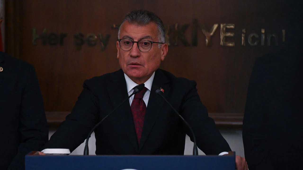 AKP'li Güler'den fon skandalı hakkında partililere mesaj
