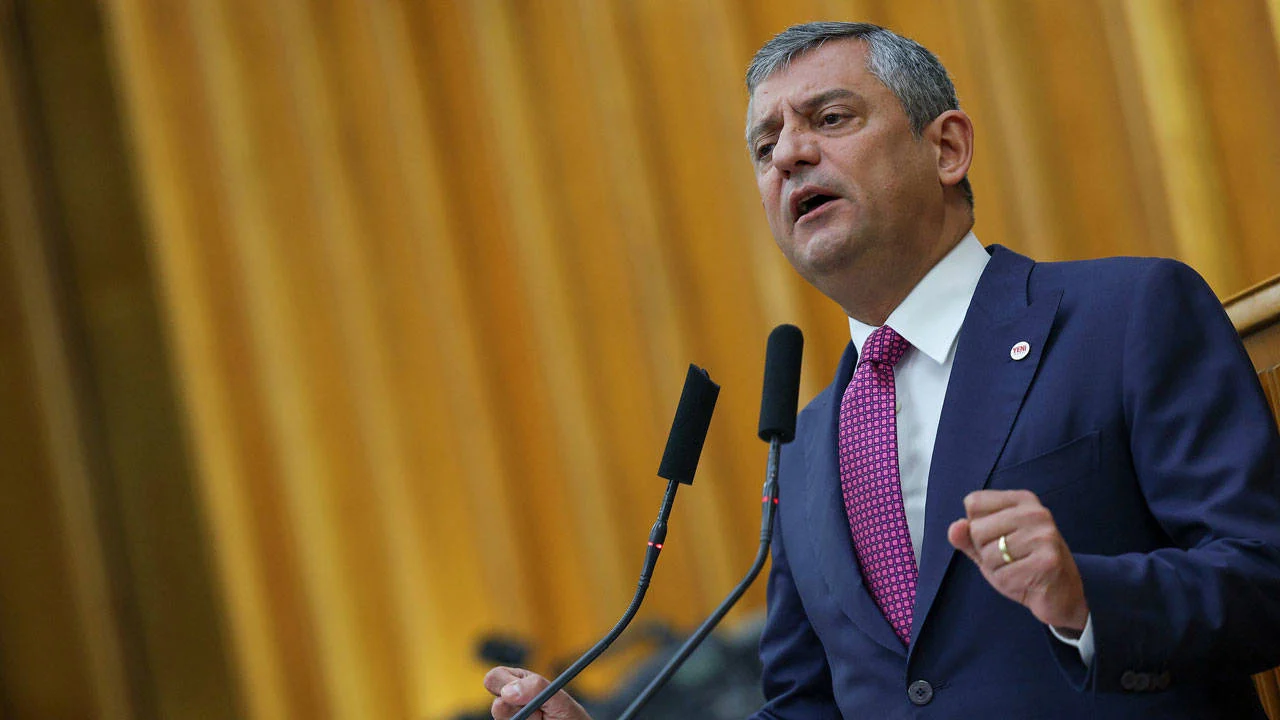 Özgür Özel, İBB Davası için Silivri'de: "Umudumuz hukuksuzluğun bugün giderilmesi"