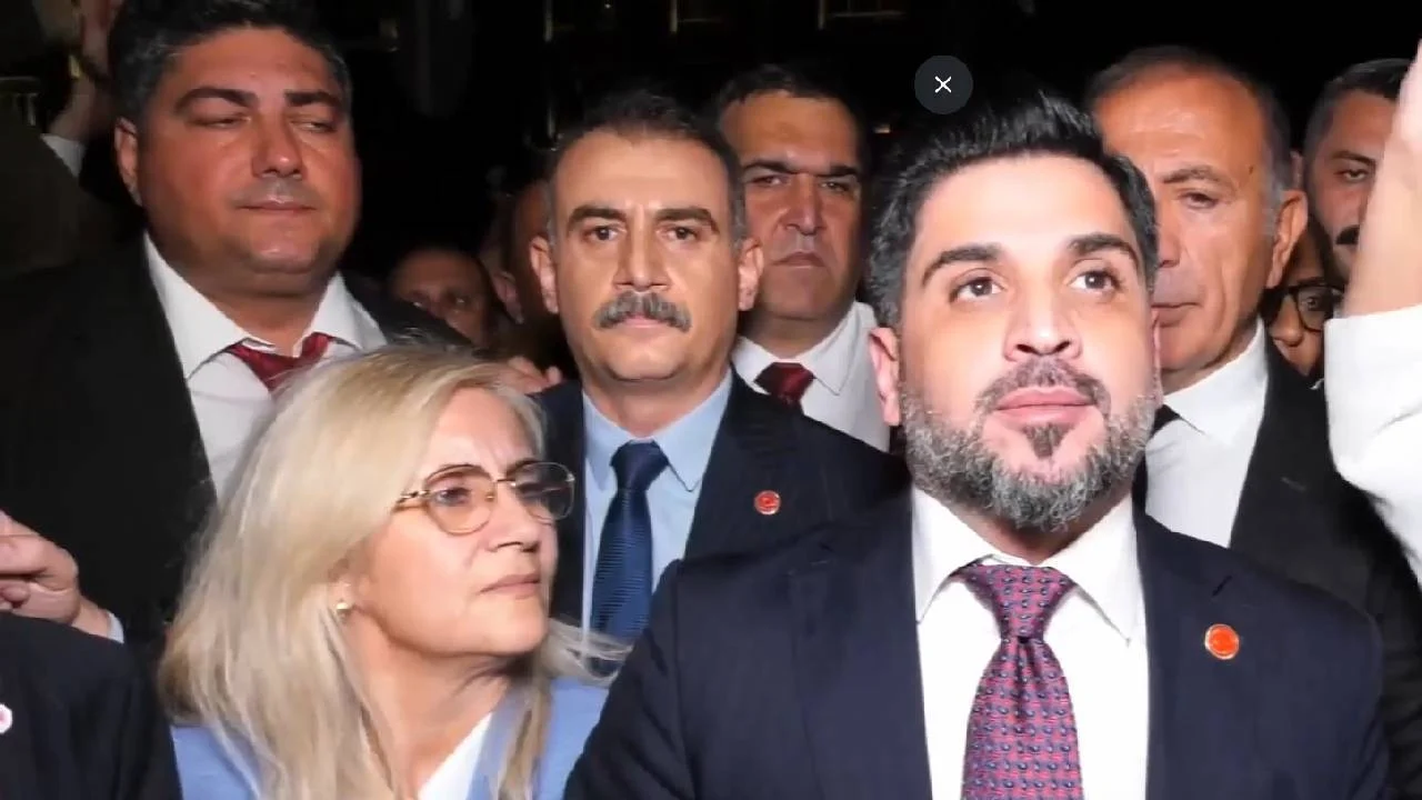 Eyüpsultan Belediye Başkanvekili Cafer Parlak: "5 tane arkadaşımız tehditle o tarafa oy vermek zorunda kaldı"