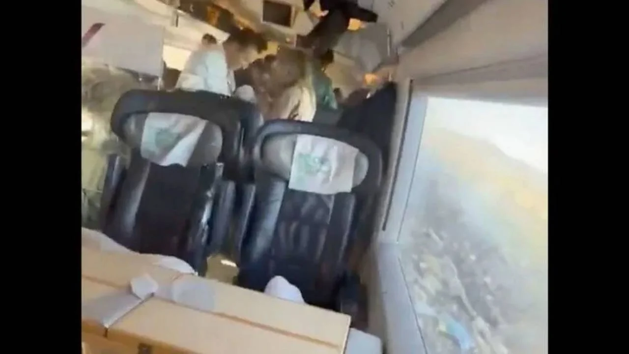 İspanya'da hızlı tren kazası: En az 10 kişi hayatını kaybetti, çok sayıda yaralı var!