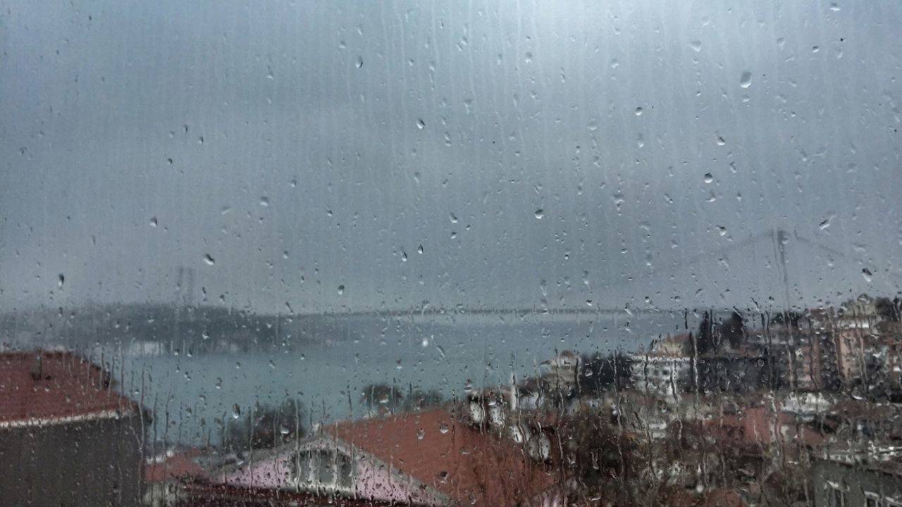 İstanbul dahil 4 il için gök gürültülü sağanak uyarısı