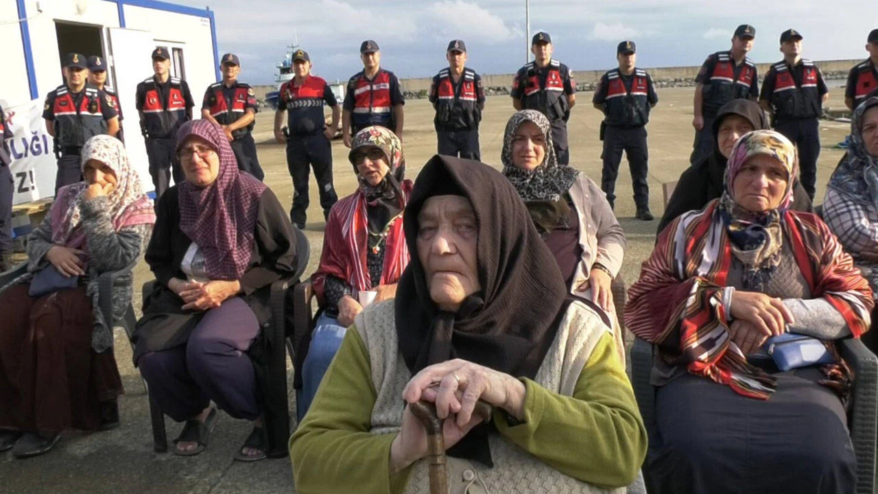 Rize'de köylüler kafes balıkçılığına karşı direniyor: ''Artık AKP'ye oy yok!''