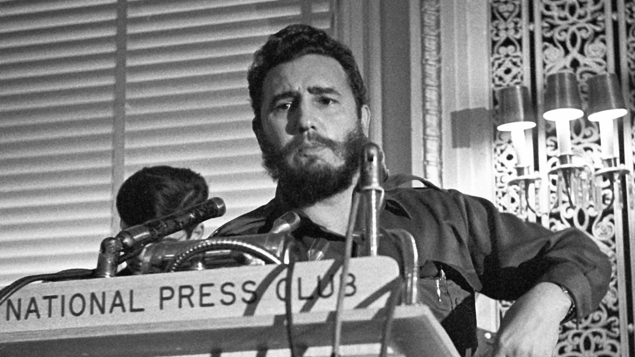 Emperyalizme karşı zaferin simgesi Fidel 100 yaşında