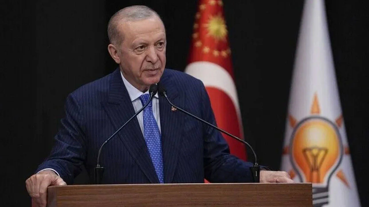 AKP kulisleri hareketlendi: Kabine değişikliği ve baskın seçim iddiası