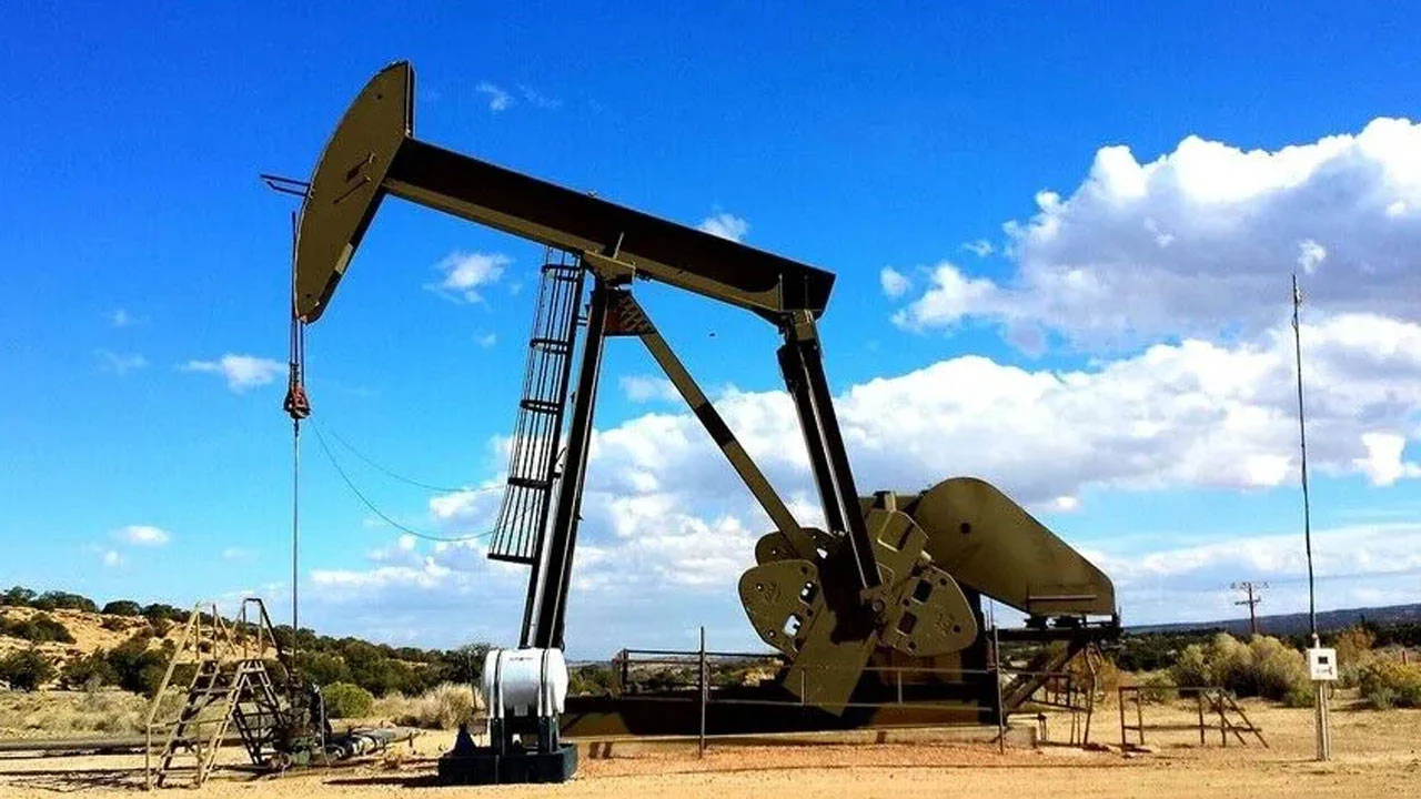 Petrolde Hürmüz etkisi: Brent geriledi