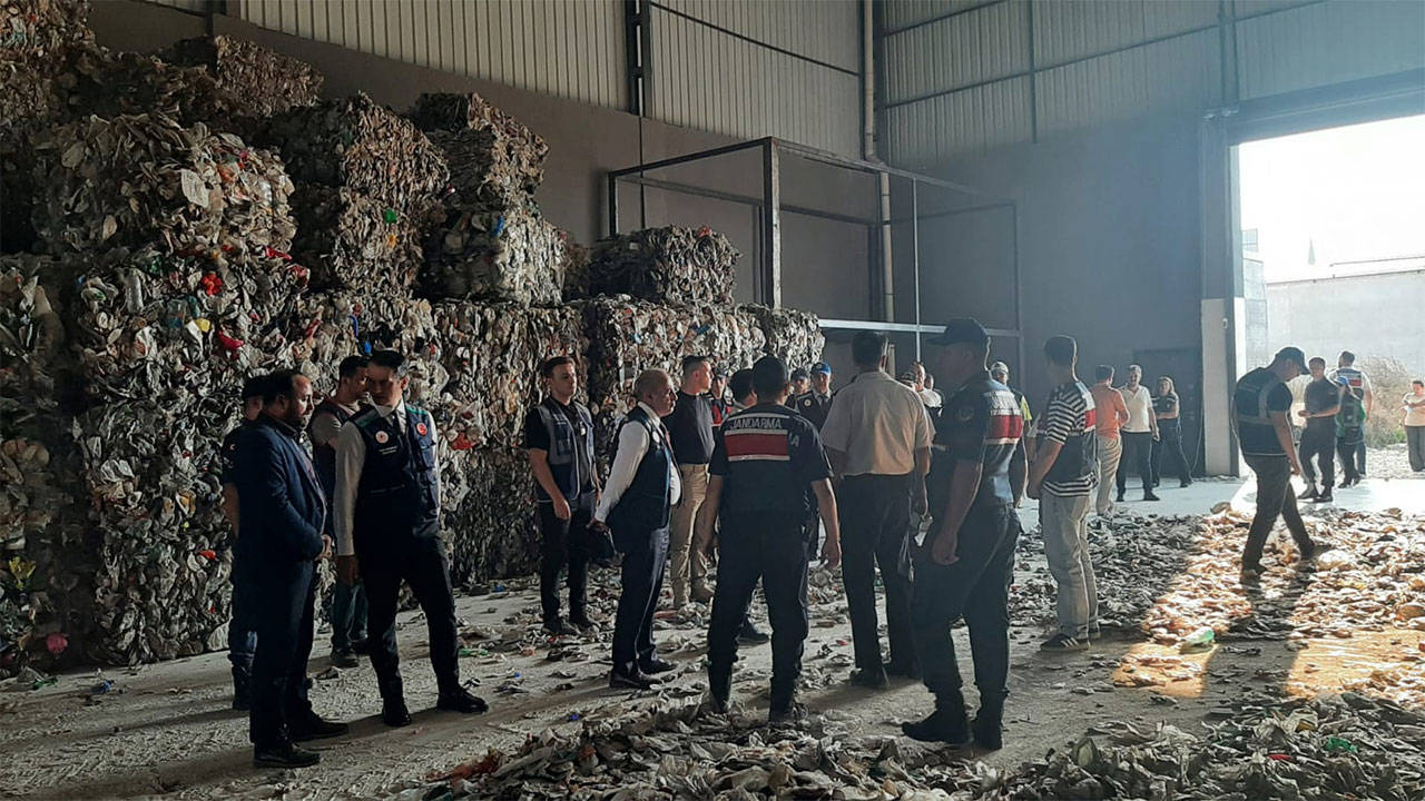 Akdeniz'de mikroplastik kirliliği denetimi: 12 tesis kapatıldı
