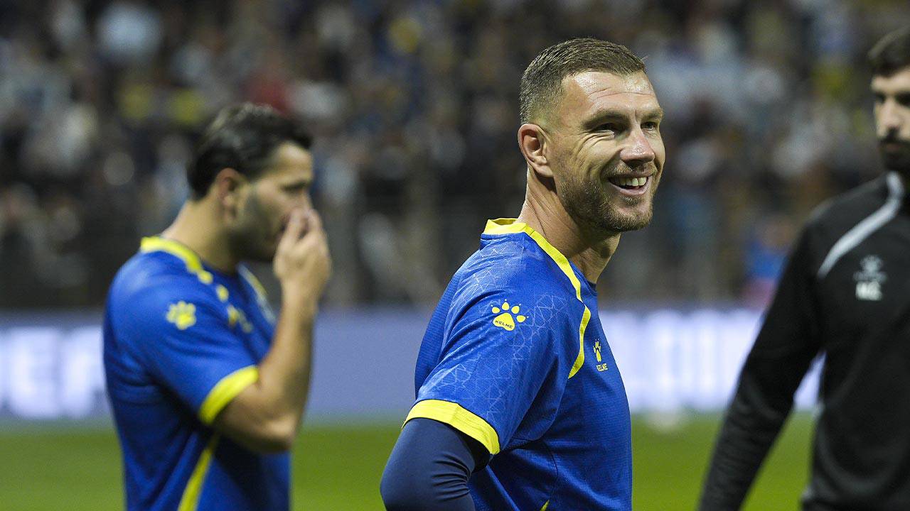 Edin Dzeko, milli takıma alkışlarla veda etti