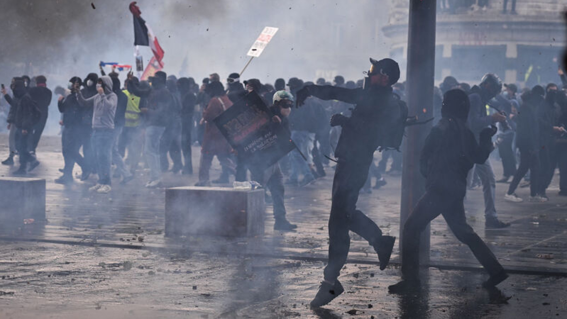 Fransa'daki eylemlerde 149 kişi tutuklandı