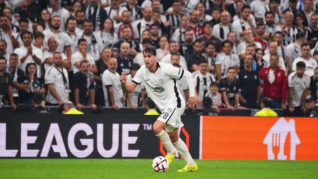 Vlahovic'ten Beşiktaş'a kötü haber: Hoffenheim maçı kadrosuna alınmadı