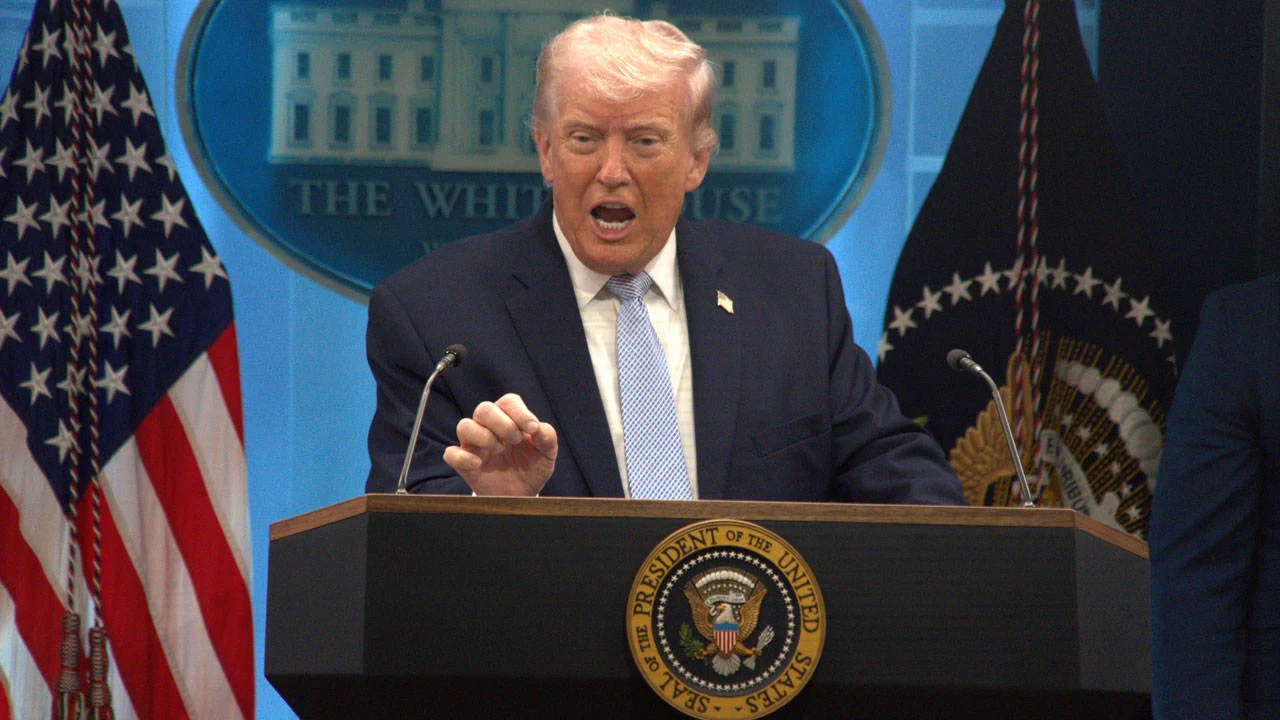 Trump’tan "İran ve Rusya" mesajı