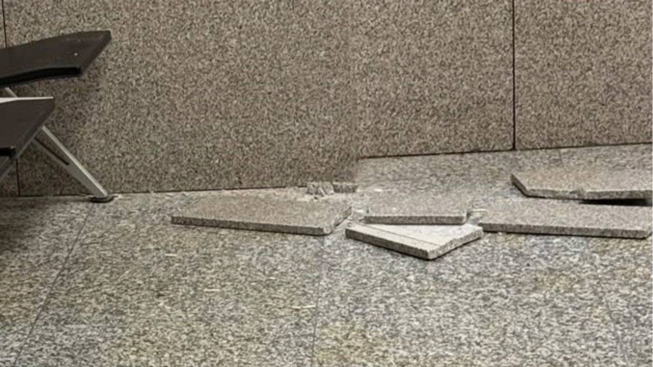 Çağlayan'daki İstanbul Adliyesi’nde duvar kaplaması avukatın üzerine düştü