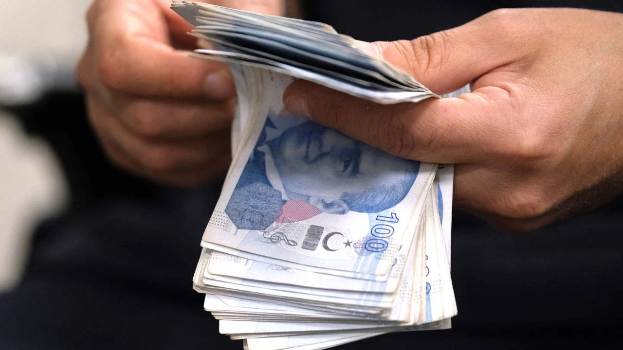 Çarpıcı tablo: Emekli aylıkları enflasyona göre korunsaydı bugün ne kadar olacaktı?