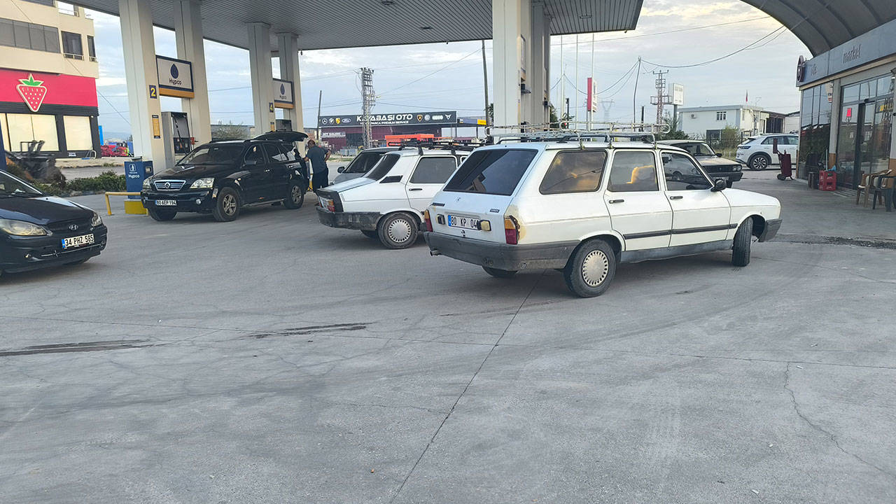 Benzin, motorin, otogaz zamlandı: Yurttaş isyan etti