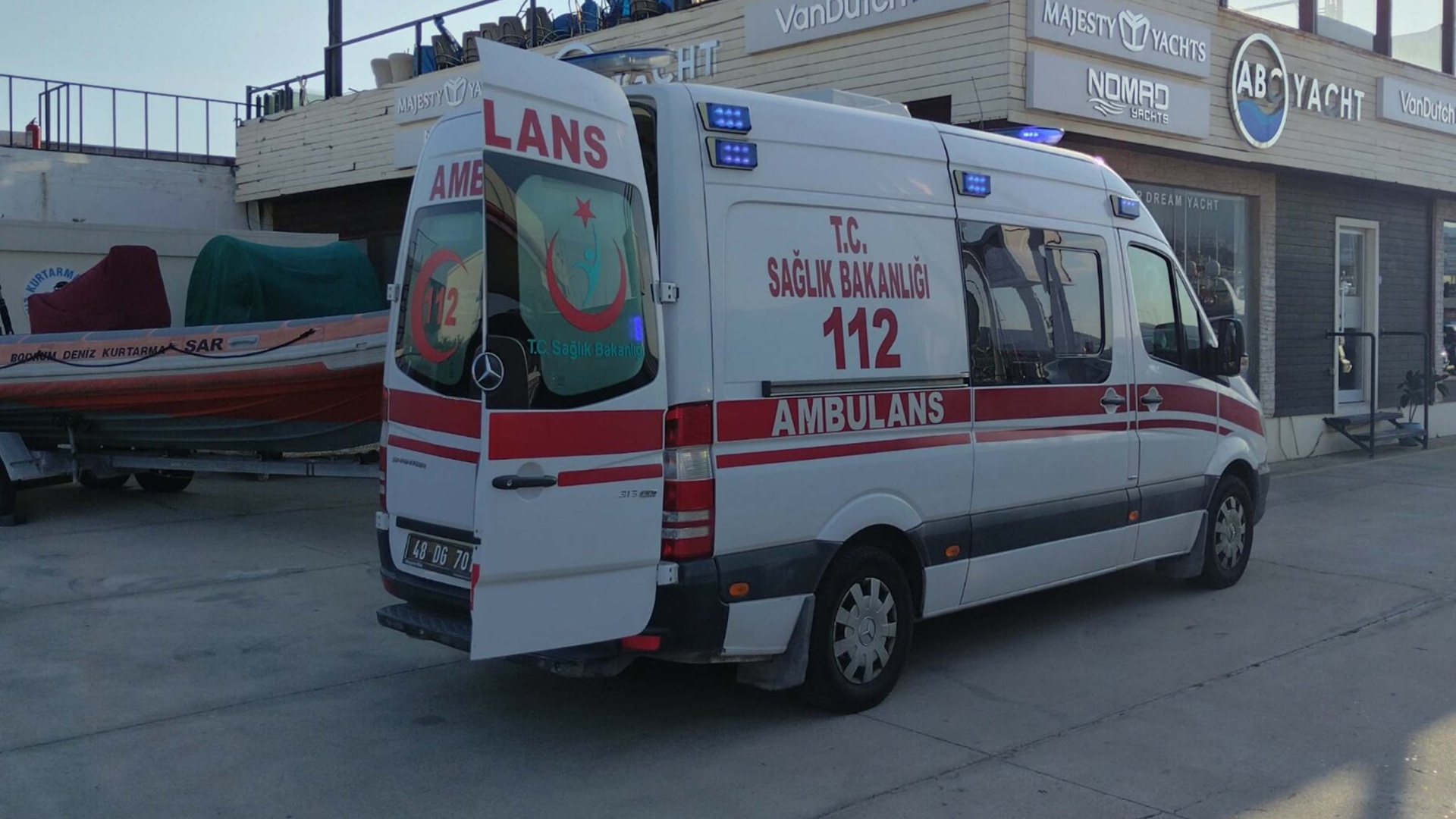 Bastonu kırıldı, ateşe düşerek can verdi