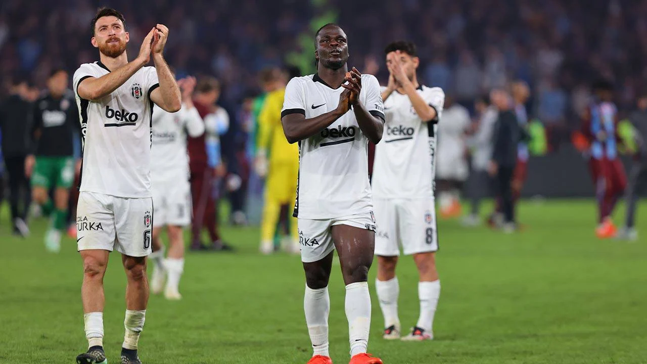 Beşiktaş, Crystal Palace karşısında üçte üç peşinde