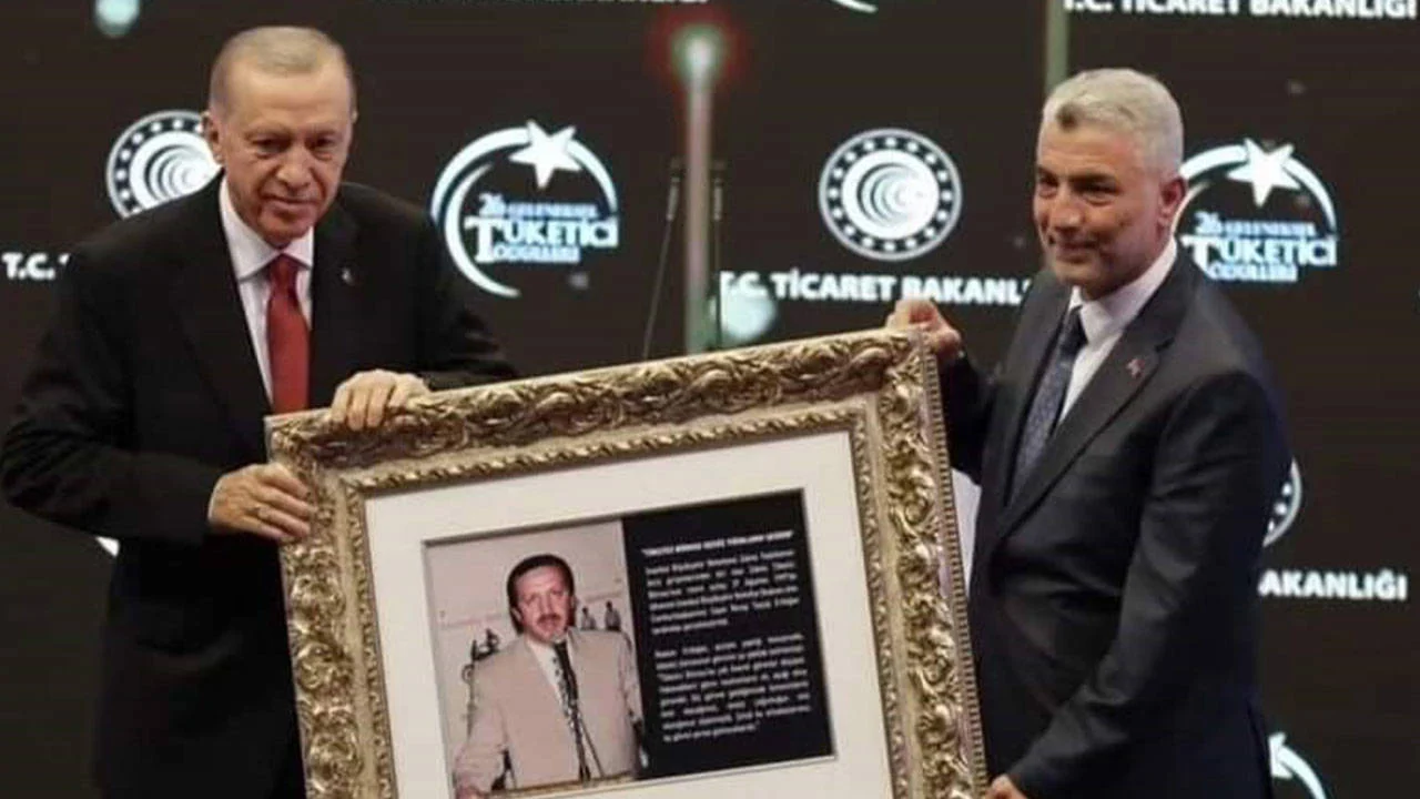 Halkın parasıyla hediye dağıttılar
