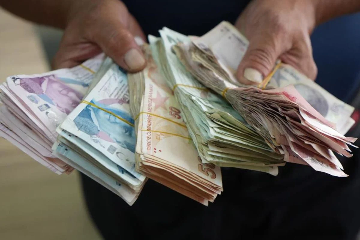 Emeklinin zam dosyasında önemli gelişme! Ödeme 1 milyon lirayı bulabilir