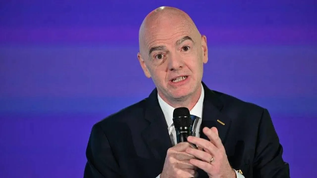 FIFA Başkanı Infantino, Dünya Kupası'nı özelleştirme fikrinden dolayı özür diledi
