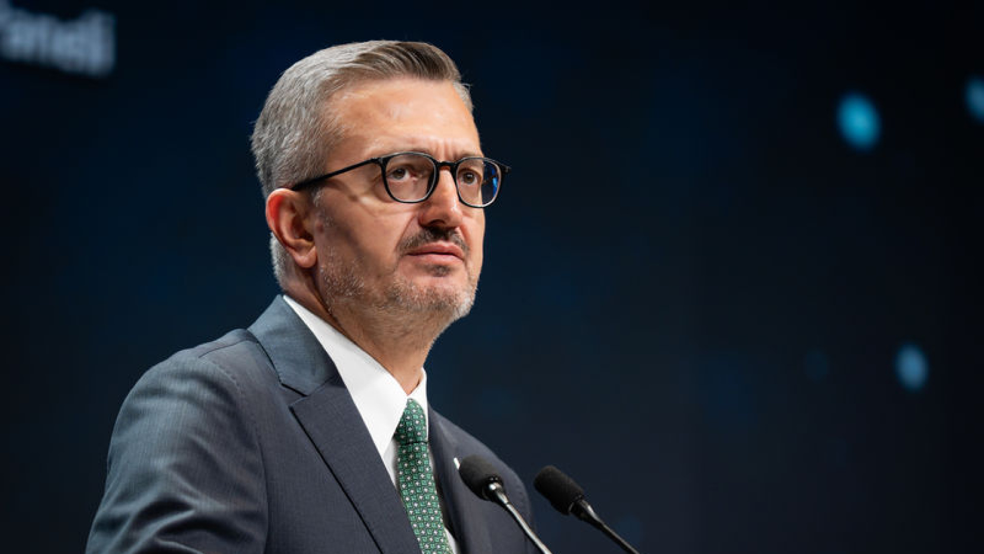 "Uluslararası sistemin yeniden şekillendiği bir dönemden geçiyoruz"