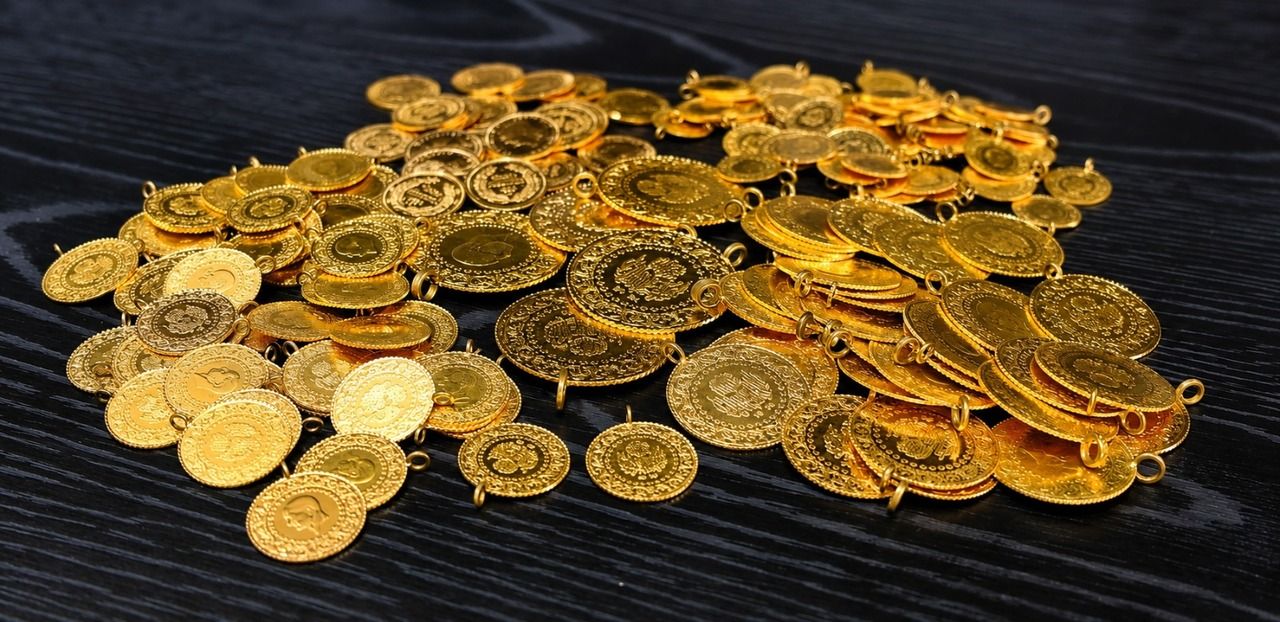 14 Ağustos 2026 Altın Fiyatları: Zirveden Geri Çekildi