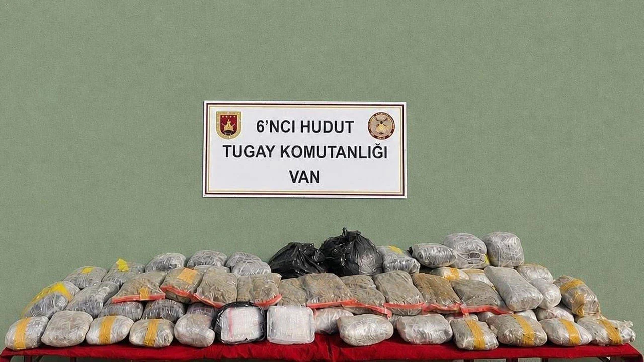 Van'da 51 kilo 149 gram uyuşturucu madde ele geçirildi