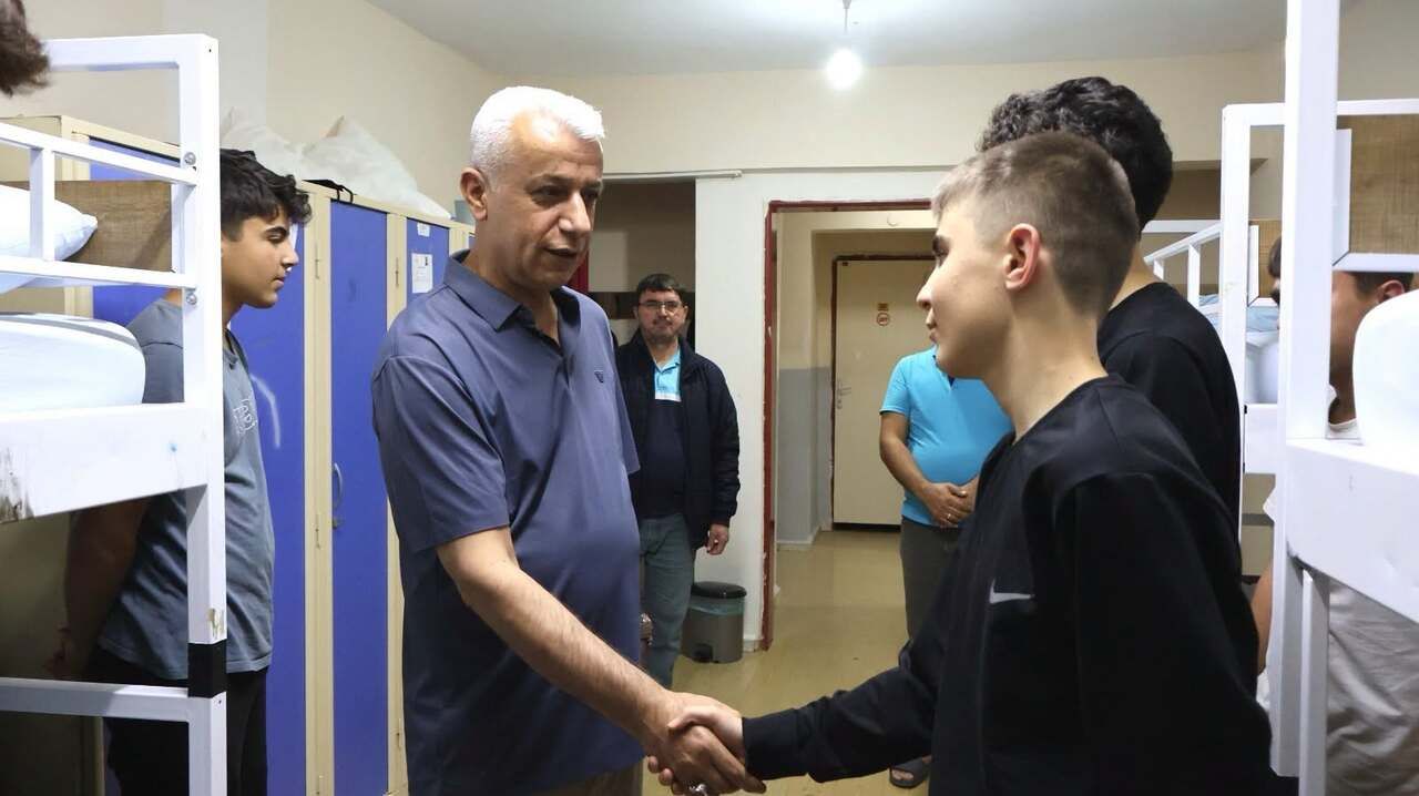 Kılınç, Karaman’daki Okul Pansiyonlarını Gezdi