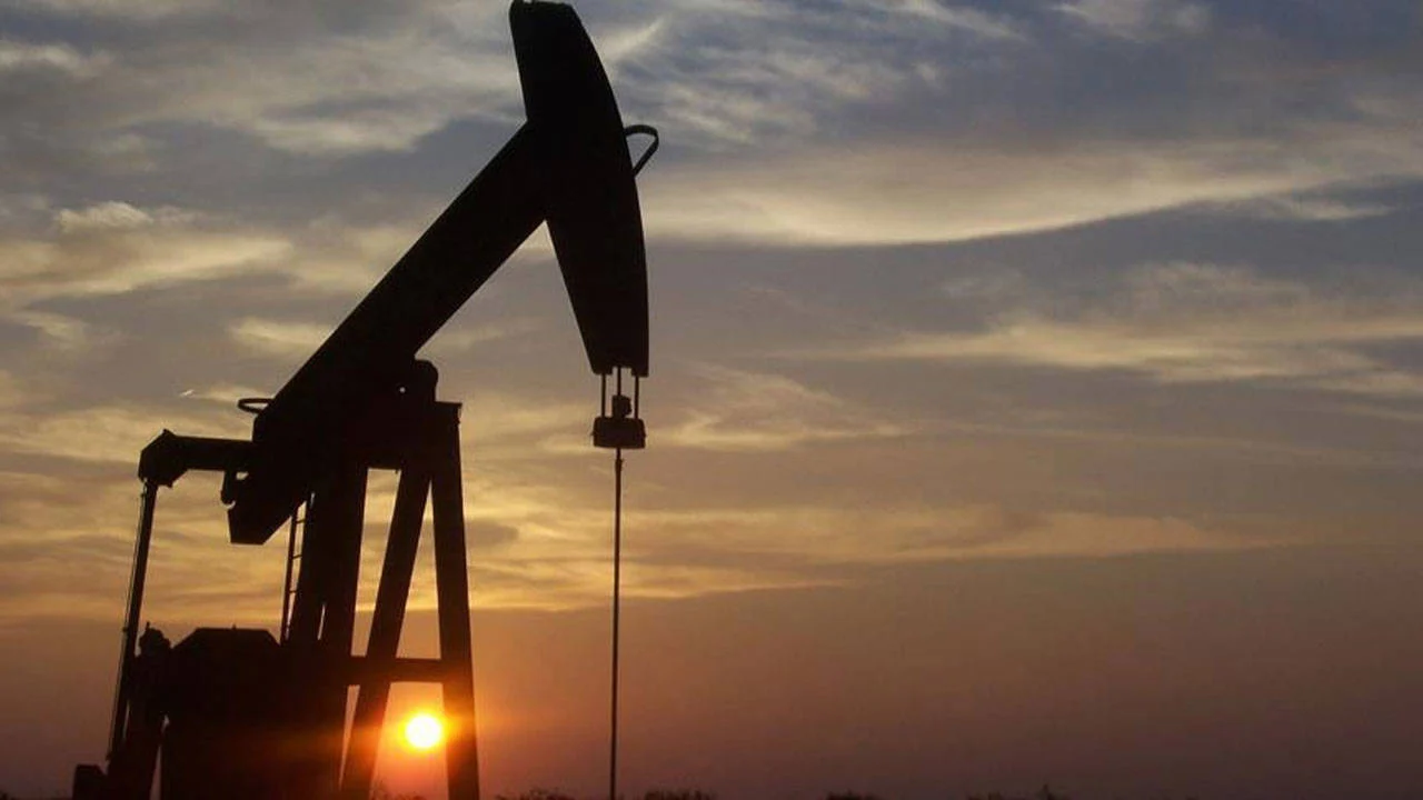 ABD, İran'a saldırdı: Brent petrolün varil fiyatı 95 doları aştı