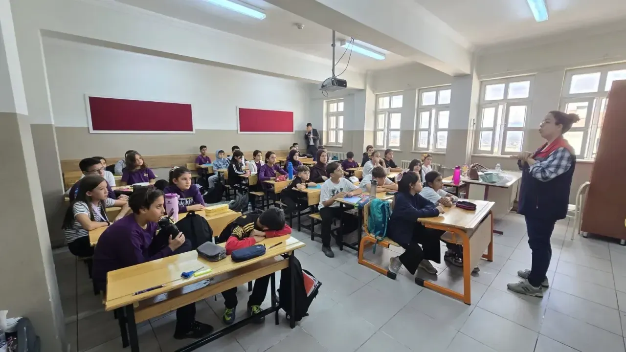 Gıda Kaybı ve İsrafına Yönelik Farkındalık Eğitimleri Devam Ediyor