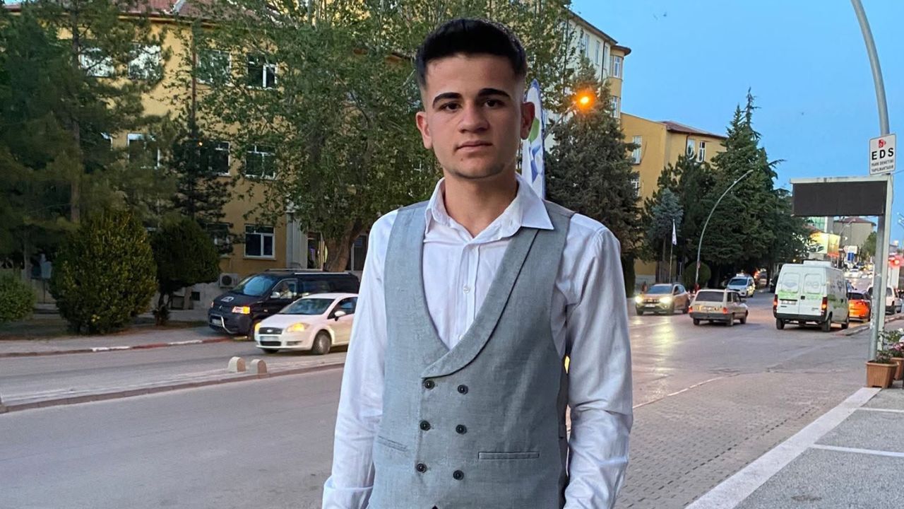 Karaman’da 16 Yaşındaki Genç Hayatını Kaybetti
