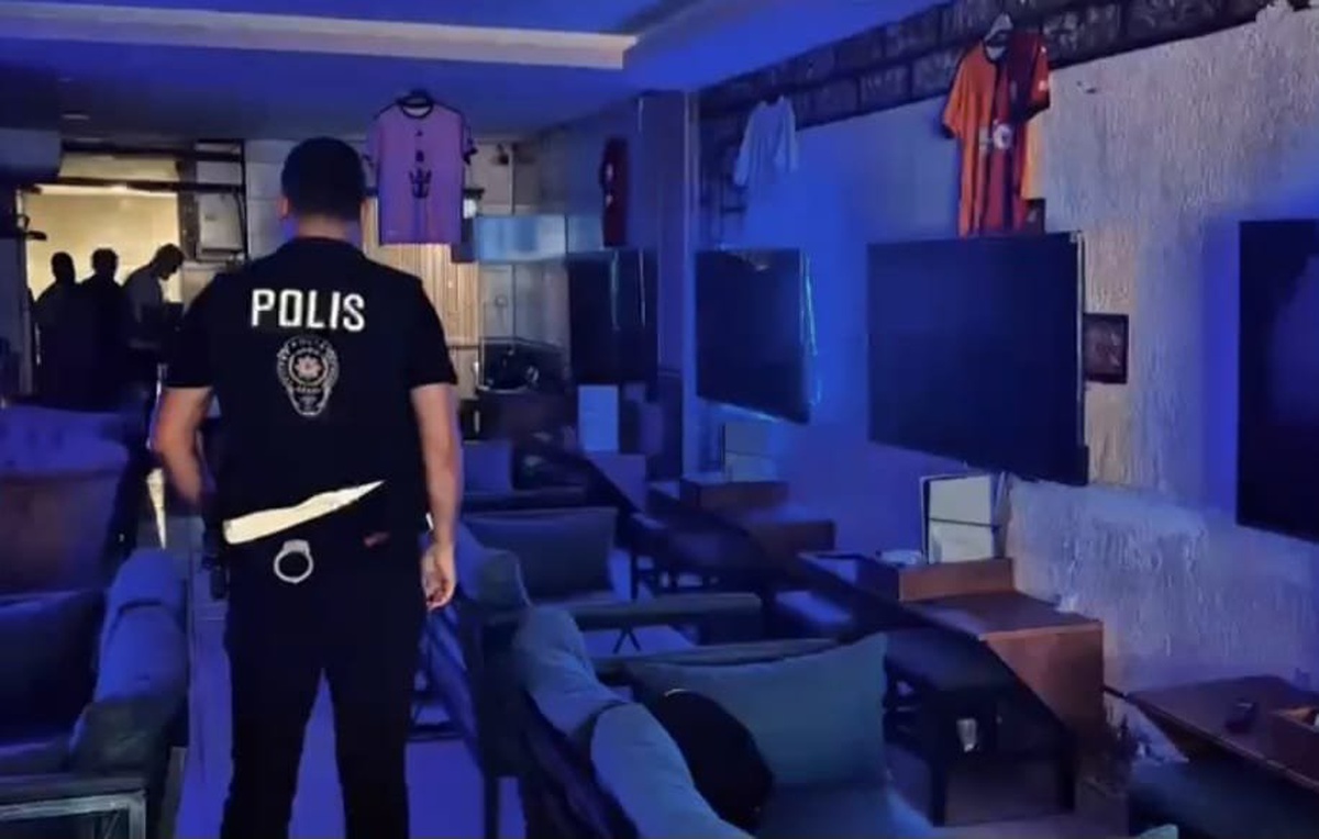 Hatay'da 5 kafe ve oyun salonu ruhsatsız çıktı, idari işlem başlatıldı