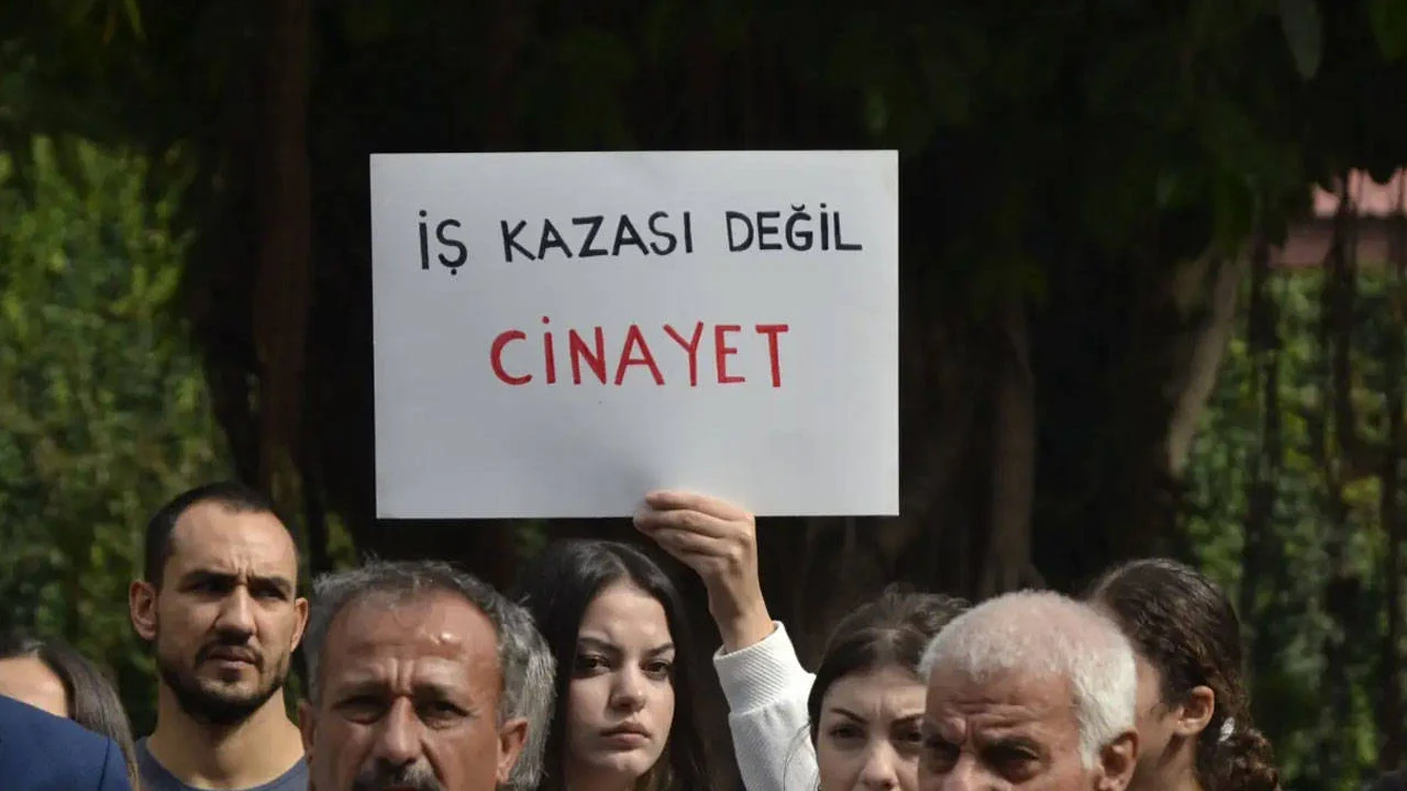 Edirne'de iş cinayeti: Kepçenin altında kalan işçi yaşamını yitirdi