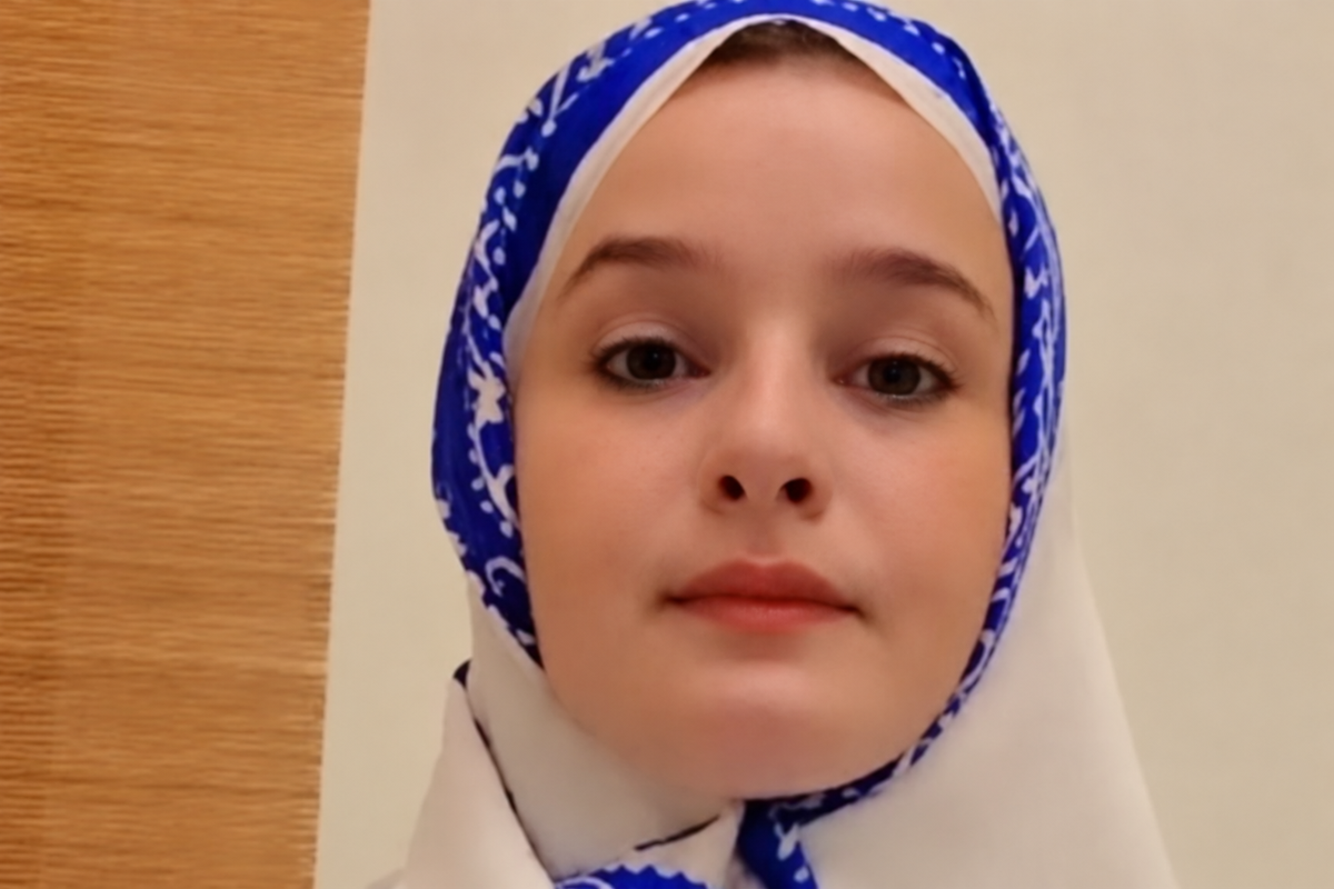 Azerbaycanlı sanatçı Roza İbadova’dan başörtülü öğrenciler için Aliyev’e çağrı