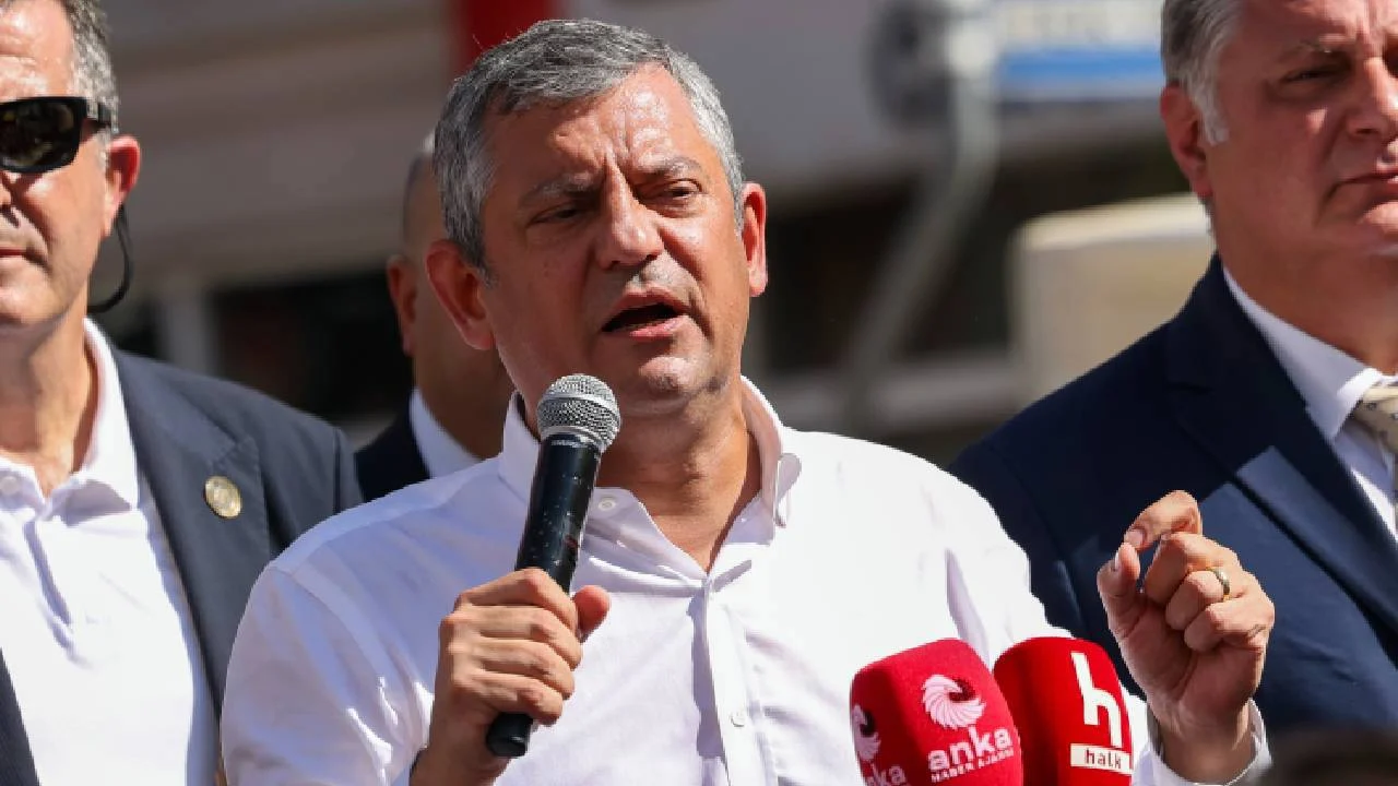 Özgür Özel, "Mansur Yavaş Cumhurbaşkanı Adayı mı?" sorusunu yanıtladı