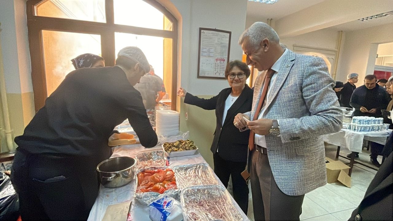 Karaman’da Cumhuriyet Bayramı Coşkusu Panayırla Renklendi!