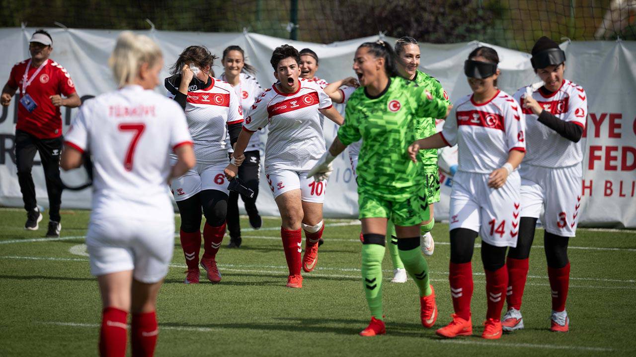 Görme Engelli Kadın Milli Futbol Takımı namağlup Avrupa şampiyonu