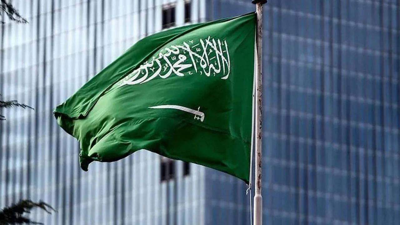 Husiler hedef alıyor: Riyad’da okullarda yüz yüze eğitime bir hafta ara