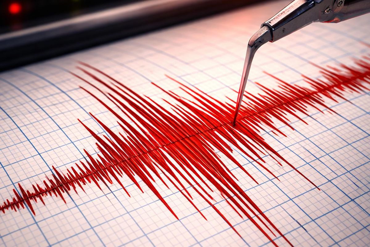 İstanbul'da yine deprem oldu
