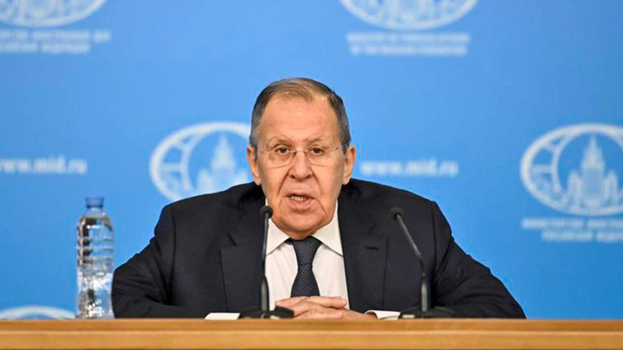 Sergey Lavrov: Batı, Rusya’ya karşı savaş için hazırlanıyor