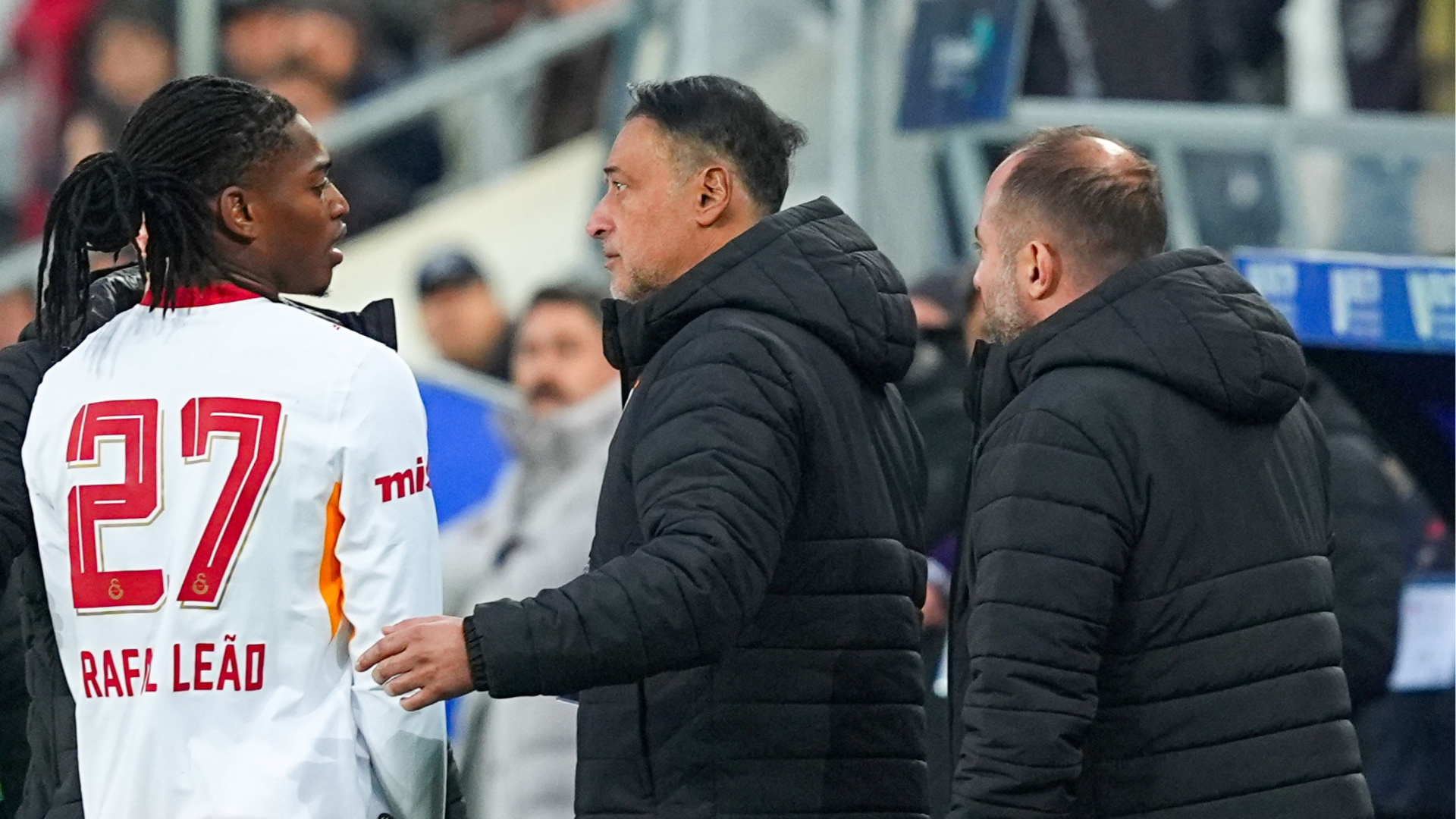 Galatasaray'dan Leao açıklaması!